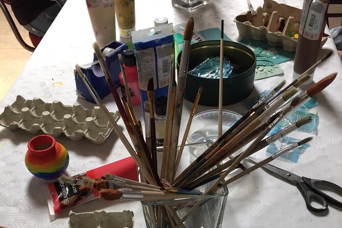 Half-Day Workshop Ceramic Painting in Katwoude - The dairy farm and clog factory tour after class
