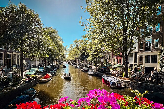 Humans of Amsterdam: Cultural Walking Tour incl. meeting 2 locals - Stop 2 at Paradox Coffeeshop: Ludo’s story and Amsterdam’s cannabis culture