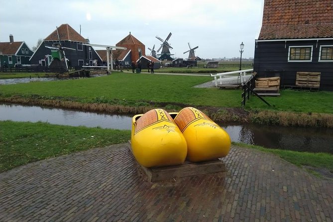 Keukenhof's Tulips and Windmills Small-Group Tour from Amsterdam - Zaanse Schans: where windmill village history becomes visible