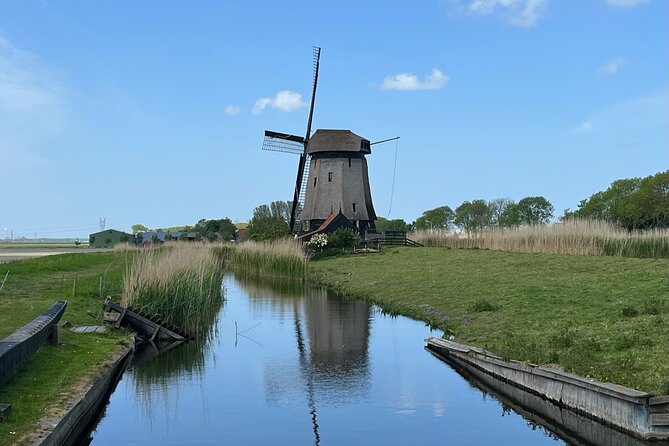 Kinderdijk Windmills, Delft City & Delft Blue Factory Visit - Stop 2: Delft walking time, canals, churches, and Delft Blue
