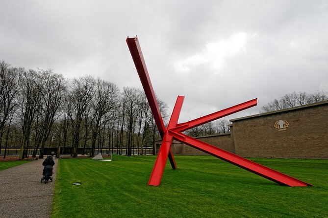 Kroller Muller Museum and Paleis Het Loo Private Tour - Paleis Het Loo: Dutch Golden Age grandeur, plus real variety in what you see