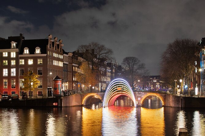 Light Festival Boat Tour max. 10 Guests incl. Gluwhein/Snacks - A cozy, small-group winter cruise on Amsterdam’s UNESCO canals