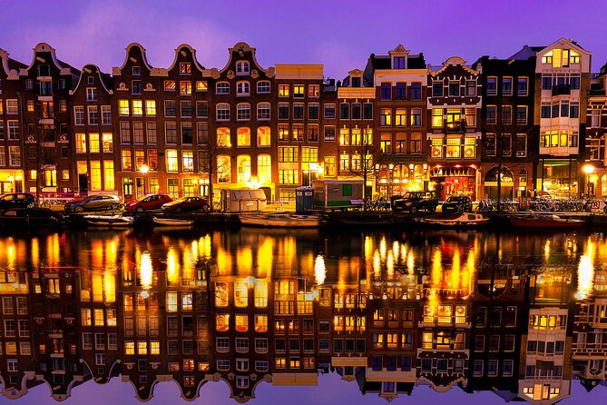 Light Festival Boat Tour max. 10 Guests incl. Gluwhein/Snacks - Timing, weather reality, and getting the best views fast
