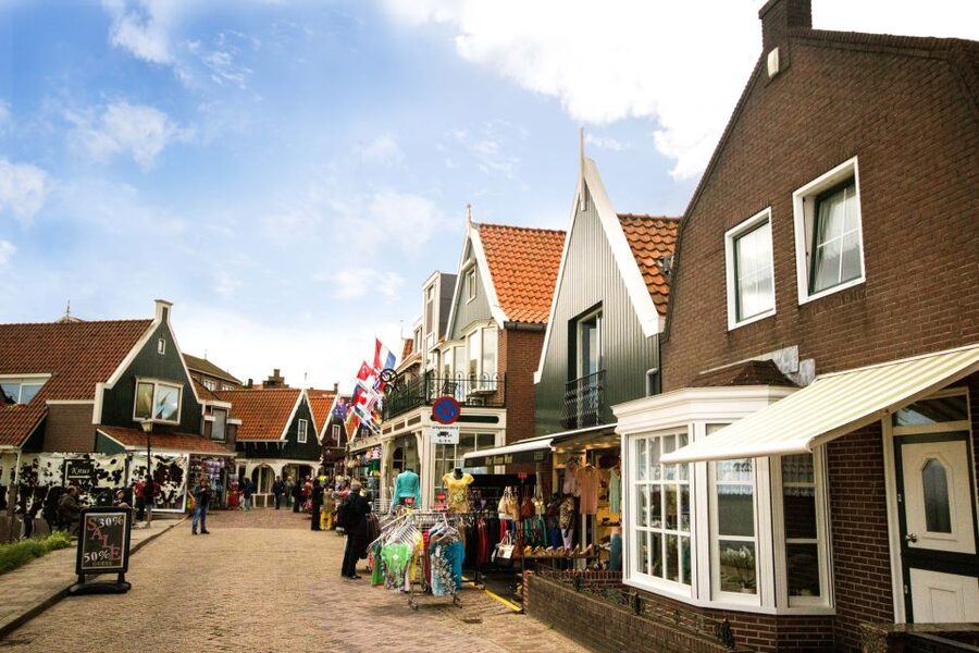 Marken, Volendam and Edam: Private Full-Day Tour - Edam’s Floating Cellar, Old Wooden Houses, and Town Hall