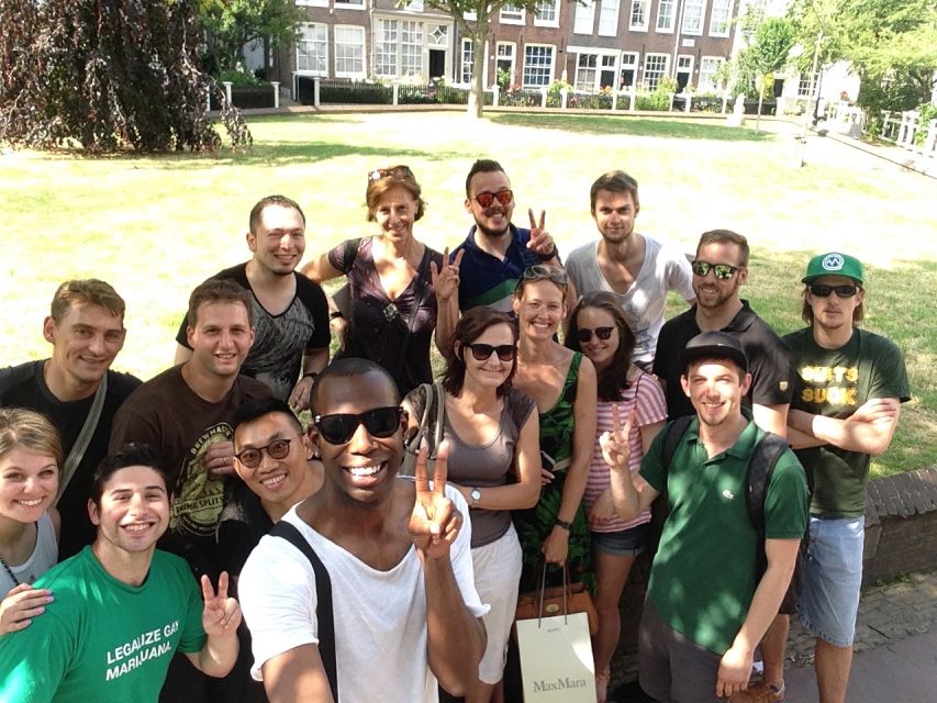 Mike Tyson inspired cannabis tour PRIVATE - Royal Palace area photo stop, and how the route sets the tone