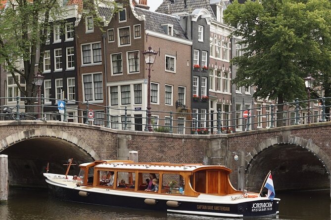 Morning Canal Cruise Amsterdam in Small-Group - Drinks and Dutch snacks, because comfort is part of the sightseeing