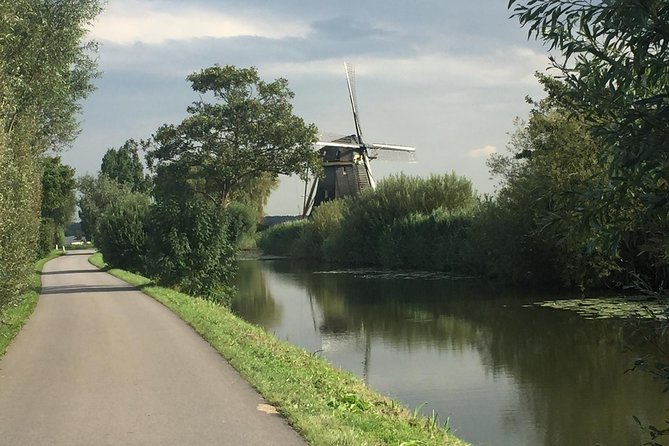 Off the beaten paths Dutch Country Side Private Tour in Jaguar - Why a luxury Jaguar pickup changes how you experience Amsterdam area
