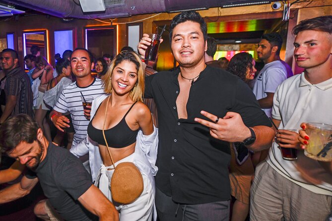 Original Amsterdam Pub Crawl - Drinks, shots, and the “discount” reality check