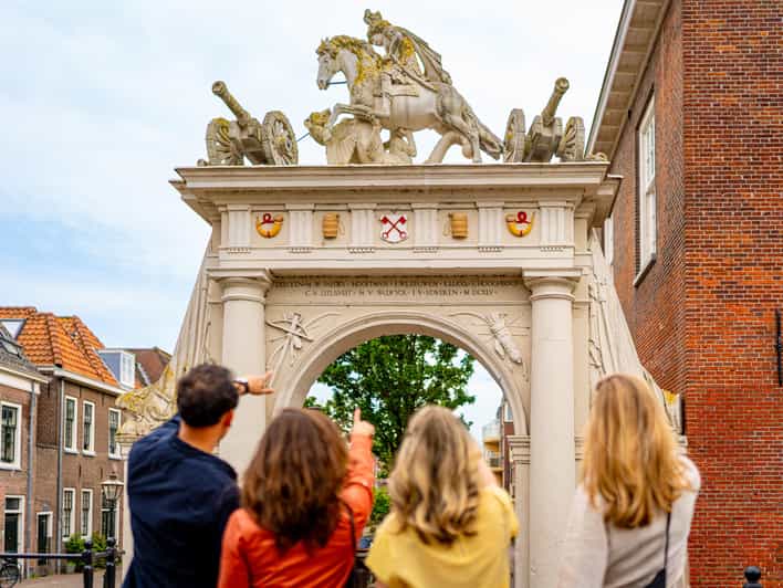 Outside Escape Amsterdam with your friend(s) and have fun! - Key highlights you can plan around