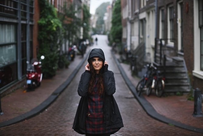 Personal Travel and Vacation Photographer Tour in Amsterdam - Getting your photos: online gallery and a 5-day turnaround