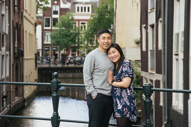 Personalized Amsterdam Photoshoot with Professional Photographer - What you actually get: professional photos, edited and delivered