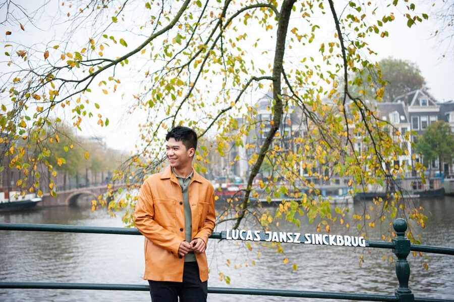 Photoshoot in or around Amsterdam - The itinerary vibe: Amstel start, scenic walk, then a photo stop
