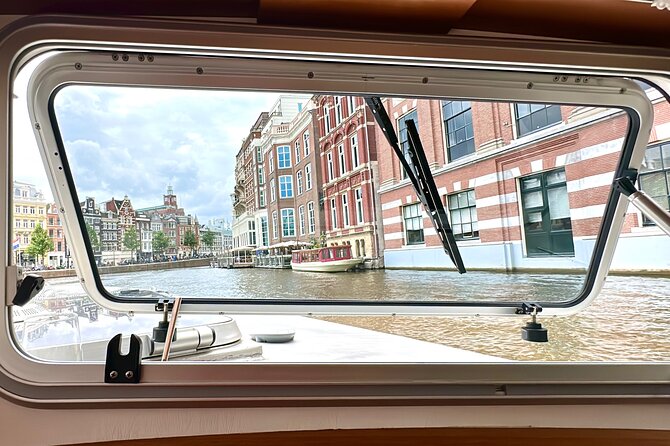 Private All-Inclusive Cruise with Captain - A Private Canal Cruise That Feels Like Your Own Afternoon
