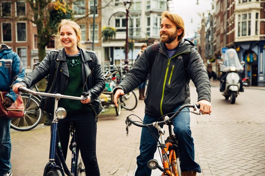 Private Amsterdam Bike Tour with a Local - Bikes, braking habits, and timing on a 2.5-hour private loop
