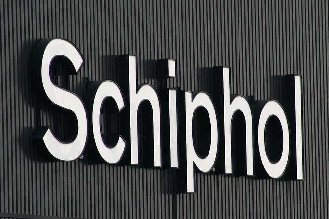 Private Amsterdam Departure Transfer to AMS Schiphol Airport - From Hotel Lobby to AMS, without the last-minute chaos