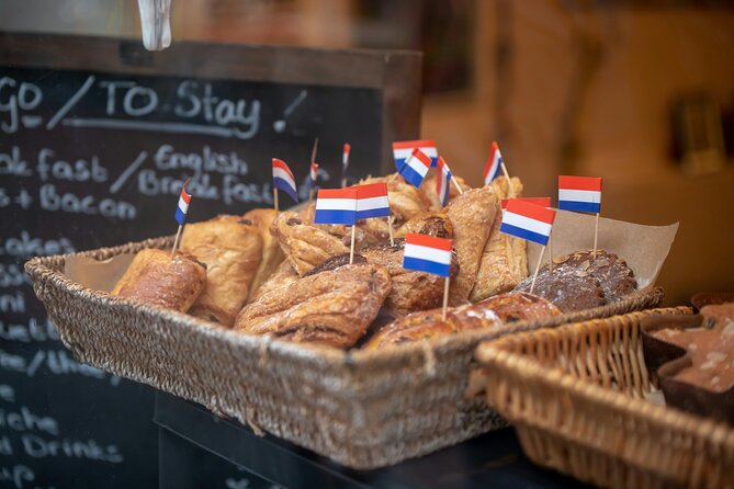 Private Amsterdam Food Tour with Local - Meeting at Starbucks Rokin and how the 3-hour rhythm works