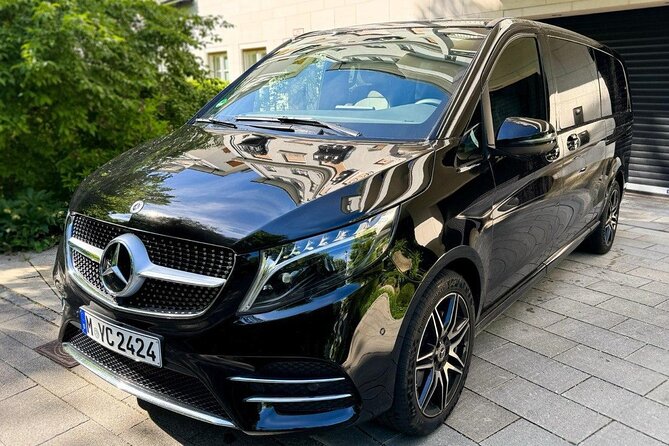 Private Amsterdam Schiphol Airport Transfer Service - Should you book this private Schiphol transfer?