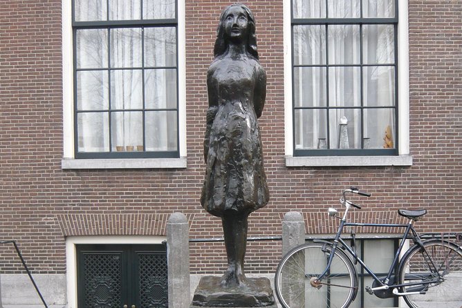 Private Amsterdam WW2 walking tour - Price and Value: What $126.31 Buys You