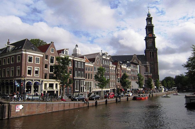 Private Anne Frank tour with canal cruise - Verzetsmuseum Amsterdam: resistance context you will feel grateful for
