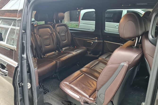 Private Car or Minivan Amsterdam to Schiphol Airport - Amsterdam to Schiphol: A Private Ride That Keeps You Out of the Crowd