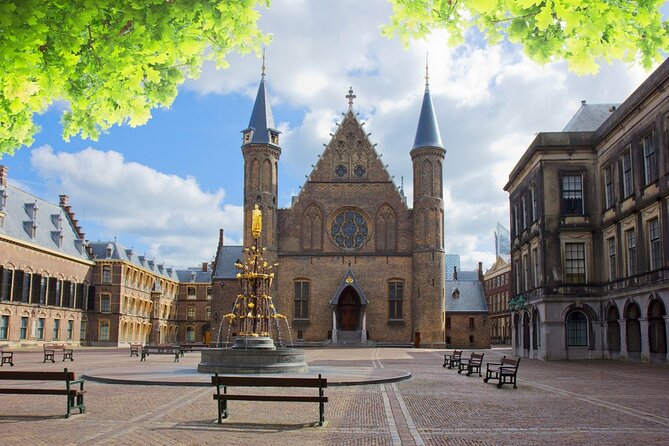 Private Day Tour: Rotterdam and The Hague. English or Spanish - Hotel pickup first, then two Dutch towns without the car headache