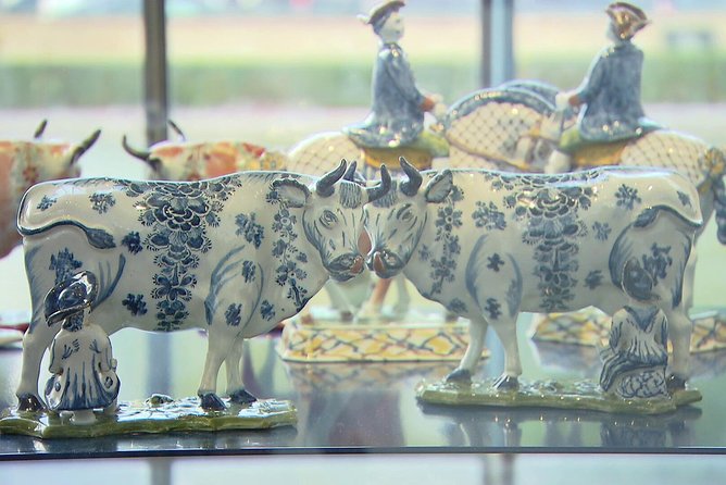 Private Day Tour: Rotterdam, Delft & The Hague From Amsterdam - Markthal: your lunch window inside an architectural showpiece