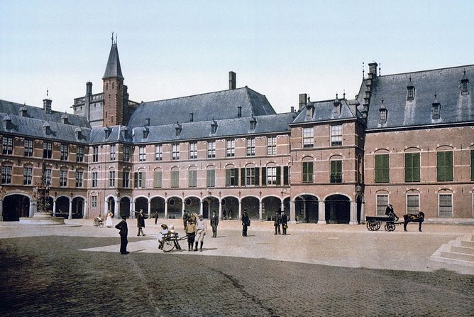 Private day trip to Delft and The Hague - Why Delft and The Hague work so well as a single day