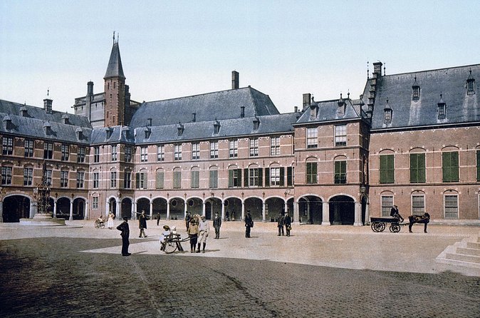 Private day trip to Delft and The Hague - Transportation value: why the air-conditioned car isn’t just a perk