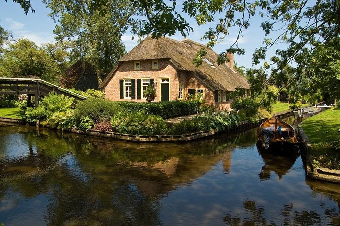 Private day trip to Giethoorn and the Enclosing Dike - Key points that make this day trip worth your time