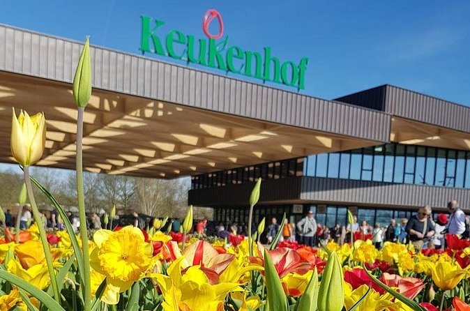 Private Day-trip to Keukenhof Gardens: Millions of Flowers in Bloom - Should you book this private Keukenhof day trip?