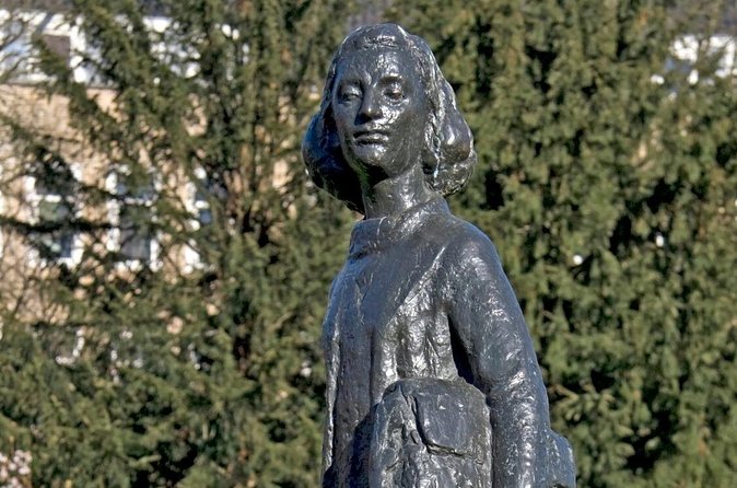 Private Jewish tour of Amsterdam with local tour guide - Spinoza Monument near City Hall, philosophy you can see