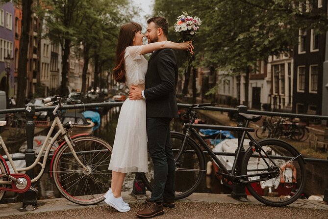 Private Love Story Photowalk Experience - Weather Matters Here, So Build in Flexibility