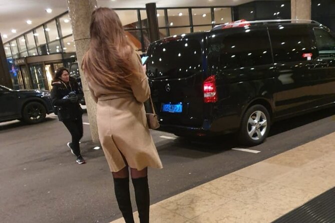 Private Minivan transfer to Rotterdam - Price and value for a private transfer from Amsterdam