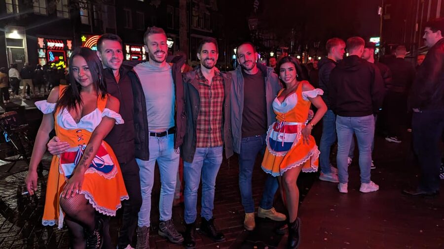 Private Red Light Tour City Center with Beer Maid Guide - Price and Value: When $24 Makes Sense