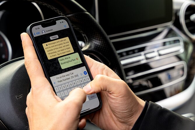 Private Taxi Airport Transfer to or from Schiphol Airport (AMS) - A stress-free Schiphol handoff, without playing airport detective