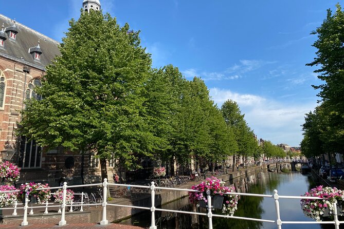 Private Tour from Amsterdam: Historical Leiden - Van der Werfpark lunch break: a Dutch picnic pause