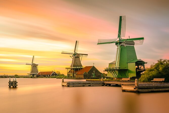 Private Tour Keukenhof Flowers, Windmills, Cheese from Amsterdam - Zaanse Schans: clogs, mills, and photo-ready windmill country