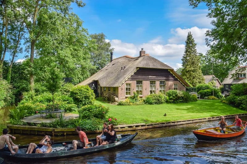 Private Tour of Giethoorn (Dutch Venice) & Batavia Land - Key Things You’ll Notice Right Away