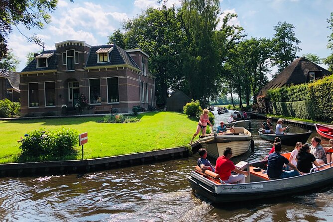 Private Tour to Zaanse Schans + Giethoorn with renting boat - Zaanse Schans from Amsterdam, built for real Dutch life