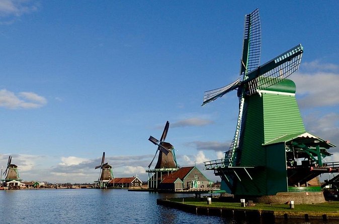 Private Tour to Zaanse Schans (Windmill Village) 4 hrs 1-15 pers - Cheese shops and clog workshops, without the detour problem