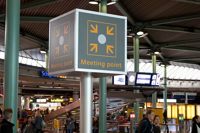 Private transfer between Rotterdam - Amsterdam (incl. Schiphol airport) - Getting Dropped Off at Your Hotel or Cruise Port