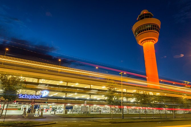 Private Transfer from Amsterdam Airport Schiphol to The Hague - The ride itself: modern fleet, professional drivers, and door-to-door drop-off