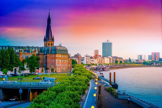 Private Transfer from Amsterdam and Schiphol Airport to Paris - Best Fit: Who Should Book This Private Paris Transfer