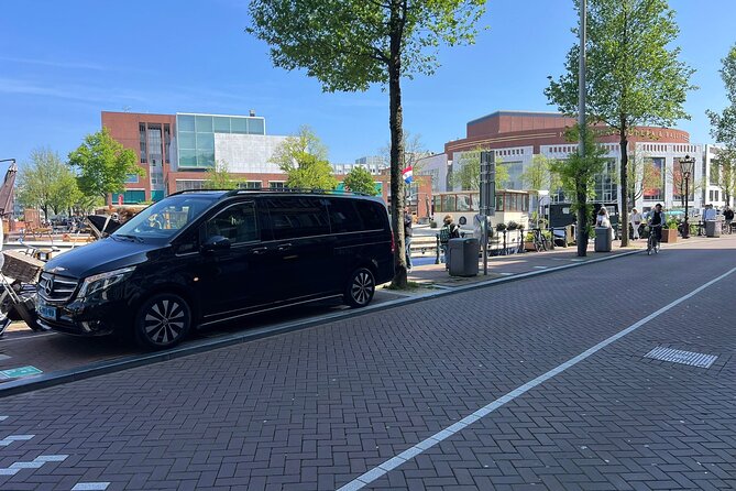Private Transfer from Amsterdam Schiphol Airport to Amsterdam - What luxury means here: more than the car