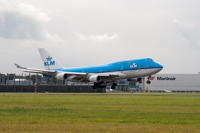Private Transfer from Amsterdam to AMS Amstrdam Schiphol Airport - Safety and hygiene details that are more than just marketing