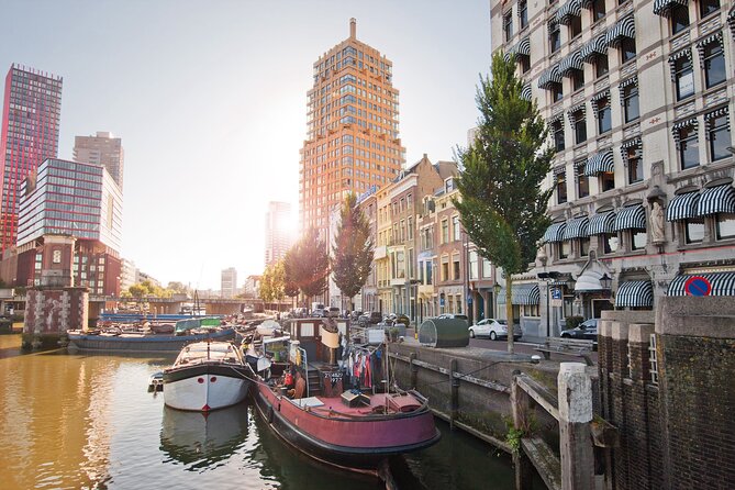 Private transfer from Amsterdam to Rotterdam, 2h Stop in Delft - Picking the right vehicle for luggage, walkers, and tight loading