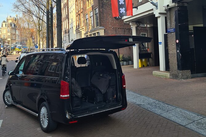 Private Transfer from/to Amsterdam Airport Schiphol - Timing That Actually Helps: Flight Delays and the 70-Minute Wait