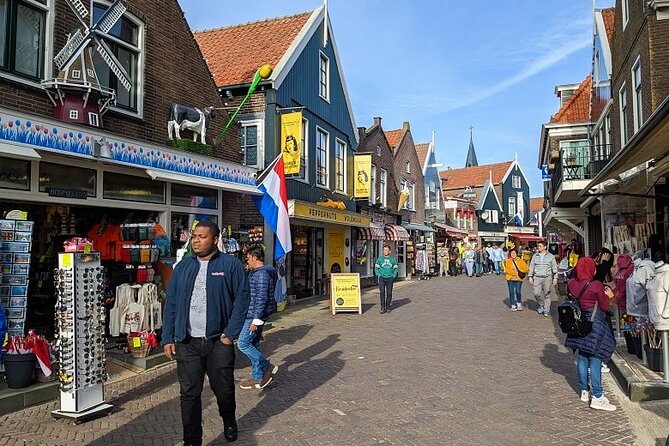 Private Transfer in or to Amsterdam - Price and What $57.93 Buys for Up to 7 People