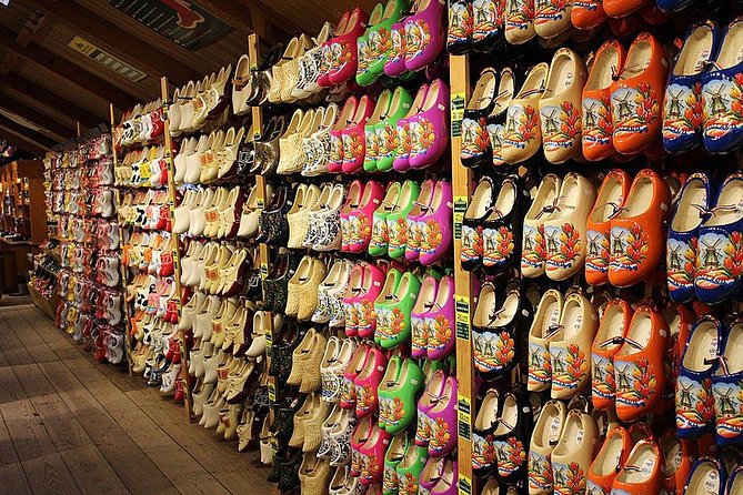 Private Zaanse Schans & Volendam Tour: Windmills, Cheese & Clogs - Why this half-day feels so good out of Amsterdam
