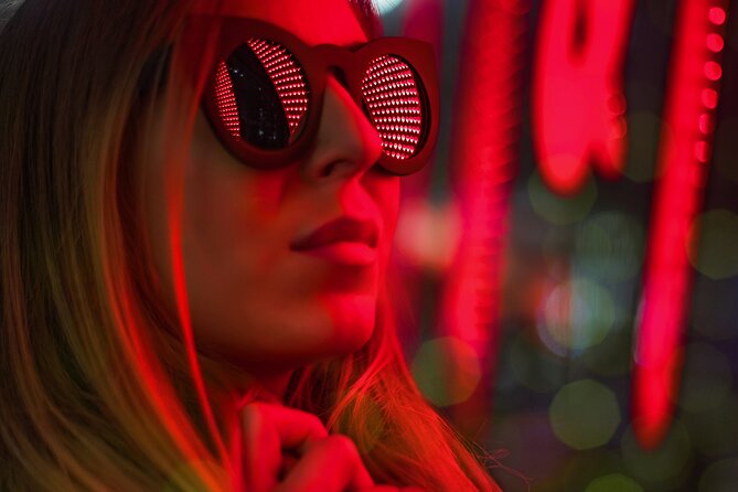 Red Light District of Amsterdam - An insightful Private Tour - Mobile ticket and the easy start at Dam Square